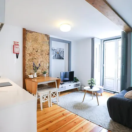 Elevador Da Bica By Spoton リスボン